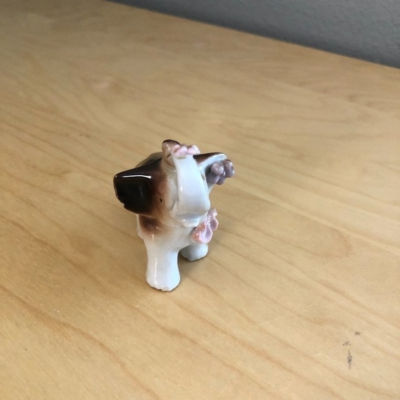 Vintage Porcelain Elephant Figurine - Picture 5 of 9